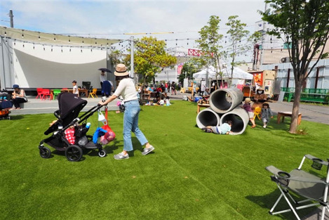 線路跡地に若者が集結 ! 新しいまちと文化をつくる