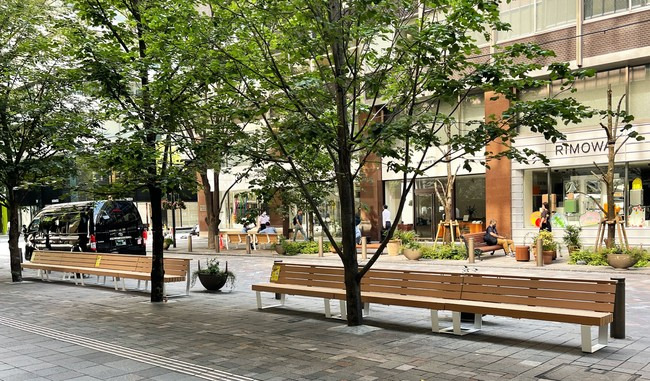 デッドスペースである「公開空地」を人の賑わいの場に